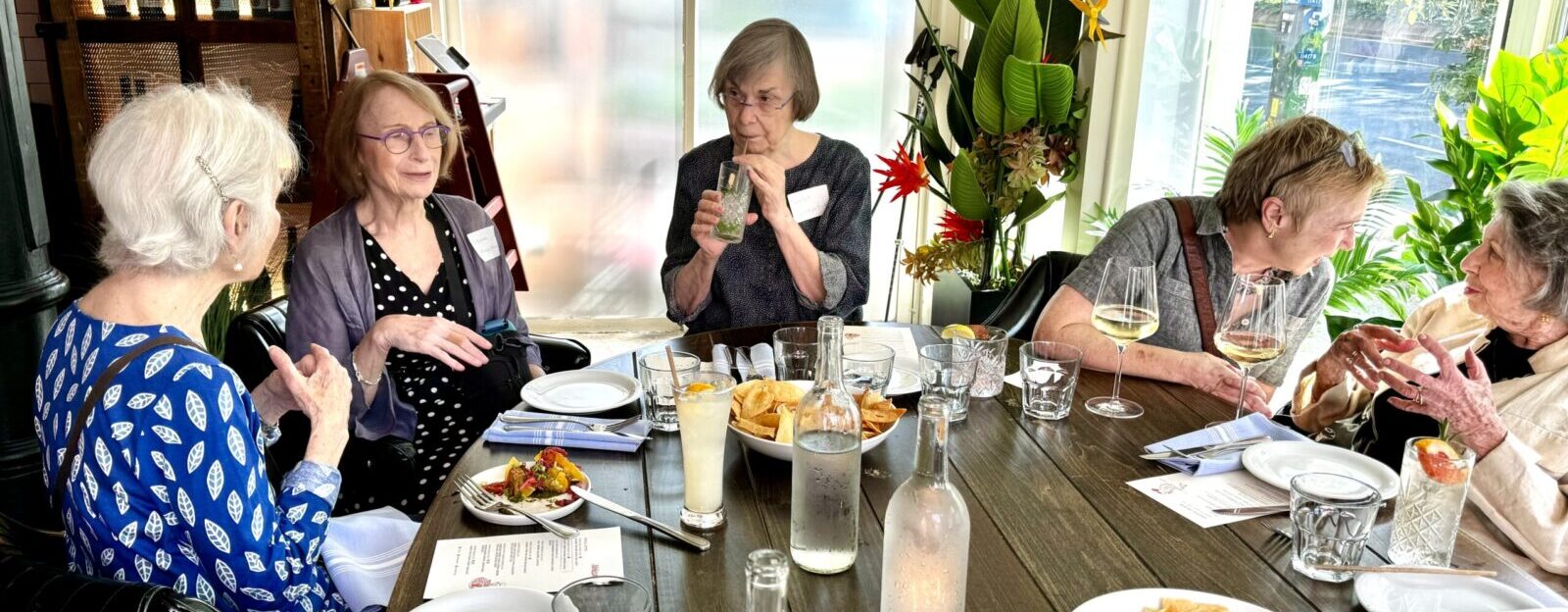 DINING IN THE NEIGHBORHOOD